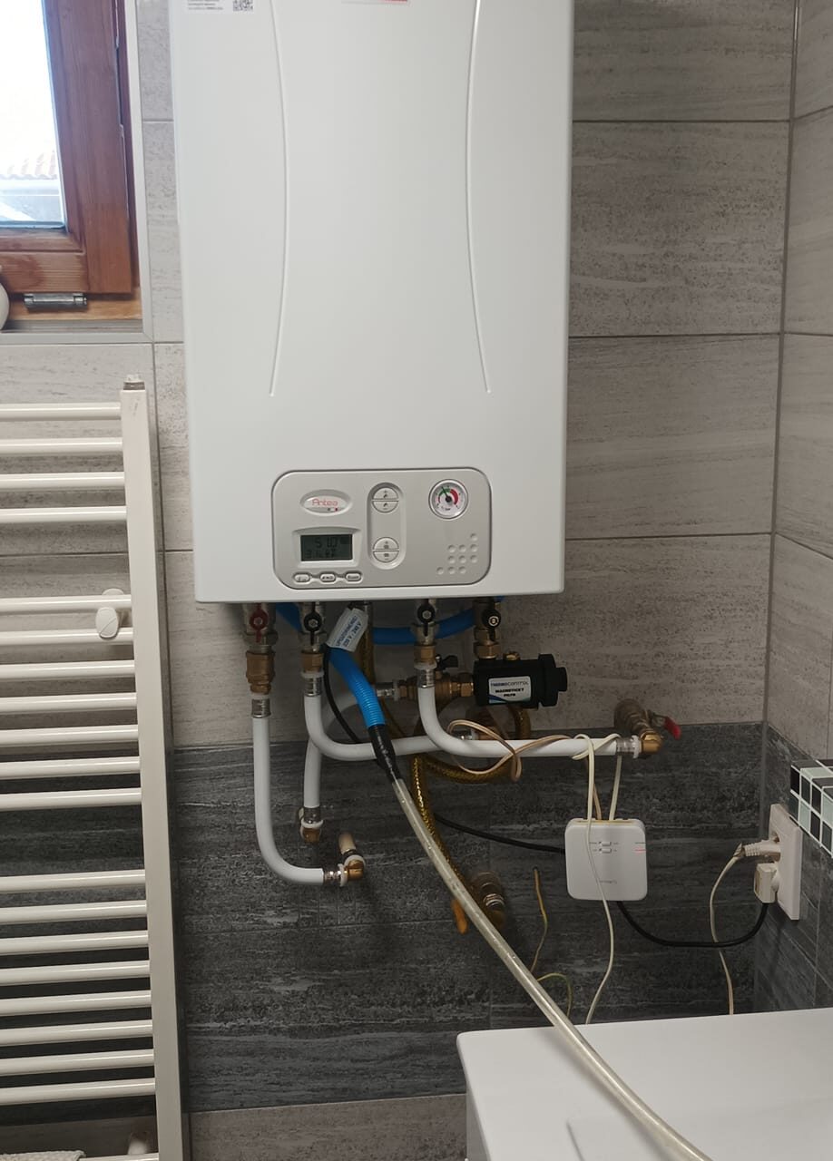 469562021_122195207060193940_3390294632936428026_n